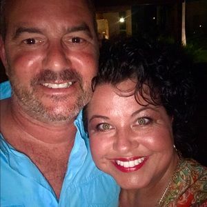 Meet your Posher, Lorie